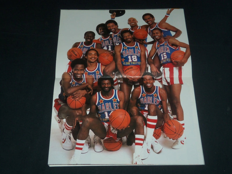 1984 THE HARLEM GLOBETROTTERS BASKETBALL PROGRAM - GREAT PHOTOS - SP 3214G