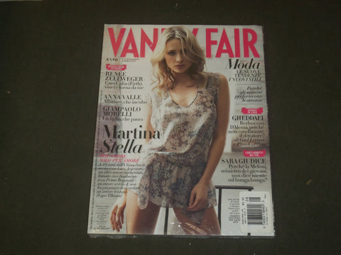 2011 MARCH 2 VANITY FAIR MAGAZINE - MARTINA STELLA - ITALY EDITION- B 2523