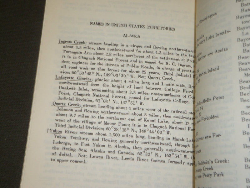 1950 AUGUST DECISIONS ON NAMES IN THE UNITED STATES AND ALASKA BOOK - J 3550