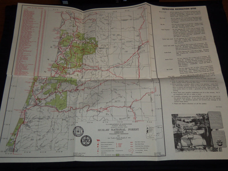 1962 SIUSLAW NATIONAL FOREST FOLD-OUT - U. S. DEPARTMENT OF AGRICULTURE - J 8796