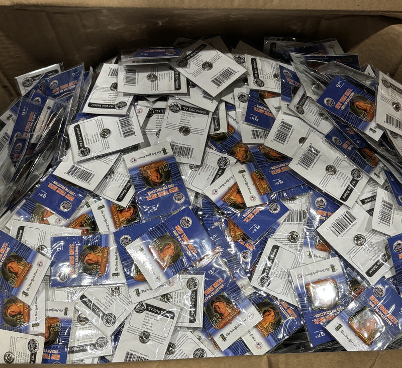 2005 NEW YORK METS ERIC VALENT #57 COLLECTIBLE PIN HUGE LOT OVER 500+ -MLB PROMO