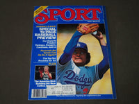 1982 APRIL SPORT MAGAZINE - FERNANDO VALENZUELA COVER - CW 320
