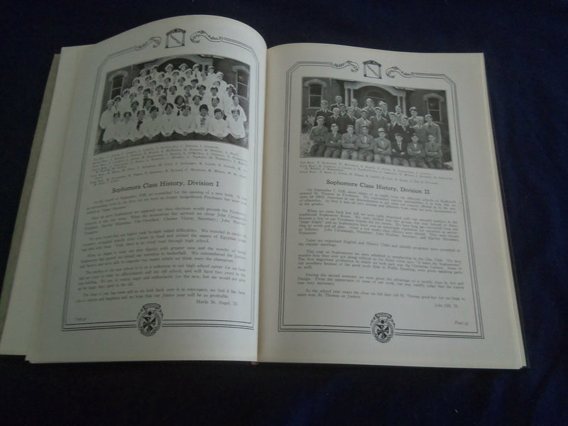 1929 THE THOMIST ST. THOMAS HIGH SCHOOL YEARBOOK - ROCKFORD, ILLINOIS - YB 2627