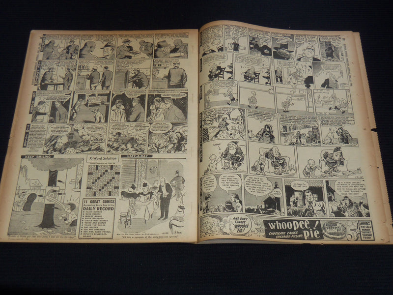 1941 DECEMBER 15 BOSTON AMERICAN NEWSPAPER - SUBS RAIDED HAWAII - NP 2151G