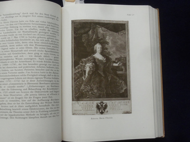 1944 DAS MEDIZINISCHE WIEN HARDCOVER BOOK- LEOPOLD SCHONBAUER - GERMAN - KD 9006