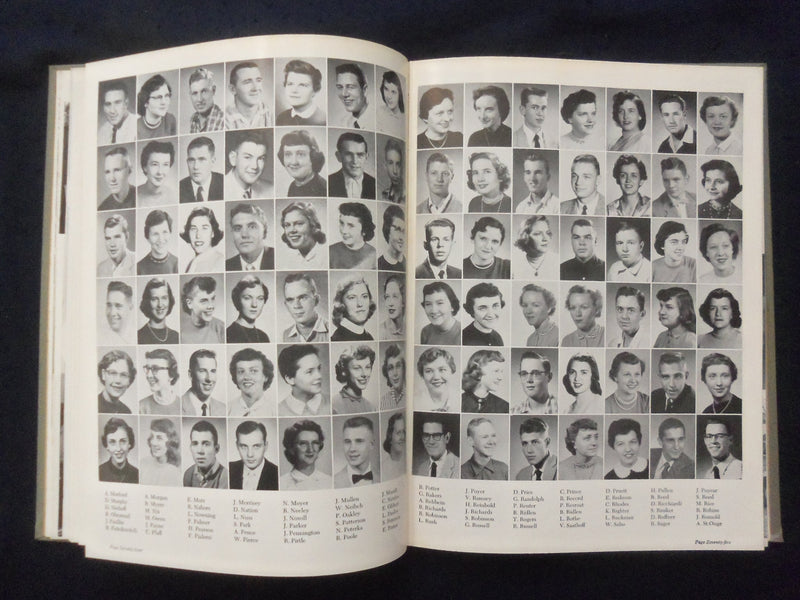 1956 WARBLER EASTERN ILLINOIS STATE COLLEGE YEARBOOK - CHARLESTON, IL - YB 3314