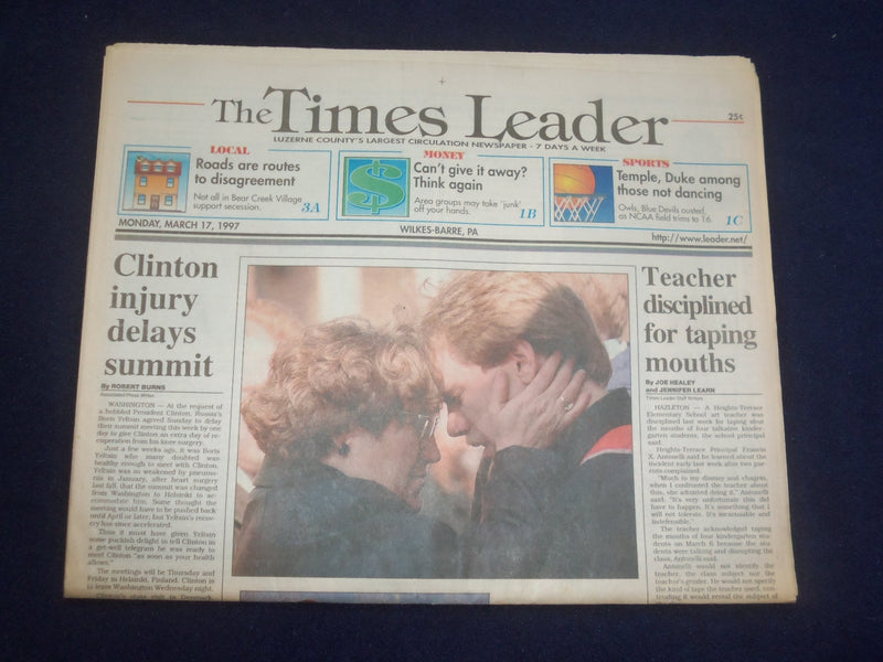 1997 MARCH 17 WILKES-BARRE TIMES LEADER - CLINTON INJURY DELAYS SUMMIT - NP 8180