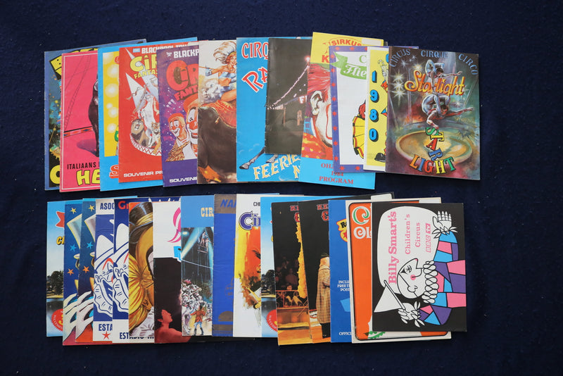 1960'S-1980'S CIRCUS PROGRAMS - SMALLER SIZE - LOT OF 28 - O 3534