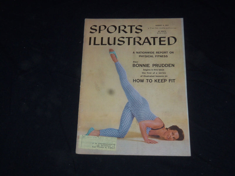 1957 AUGUST 5 SPORTS ILLUSTRATED MAGAZINE - BONNIE PRUDDEN - SP 8844