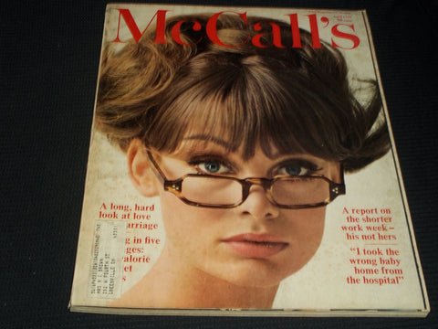 1965 APRIL MCCALL'S MAGAZINE - JEAN SHRIMPTON VERY NICE FRONT COVER - E 1204