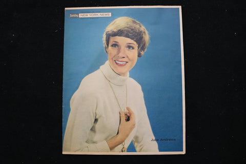 1966 DEC 18 SUNDAY NY NEWS COLOROTO MAGAZINE - JULIE ANDREWS COVER - E 25488
