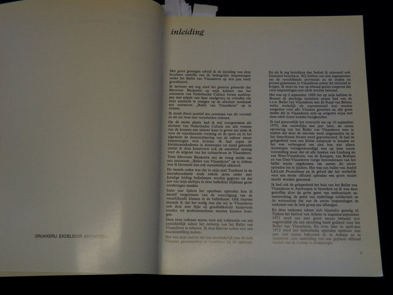 1973 VAN OPERABALLET NAAR BALLET VAN VLAANDEREN BOOK BY RINA BARBIER - KD 5981N