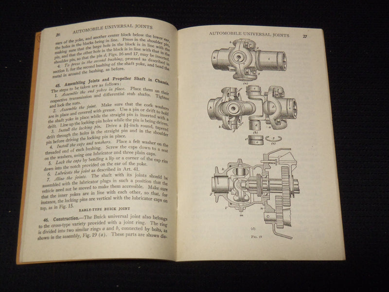 1945 AUTOMOBILE GUIDES BY C. R. STROUSE LOT OF 5 - SOFTCOVER - O 2596K