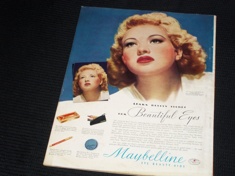 1941 JANUARY MODERN SCREEN MAGAZINE - PRISCILLA LANE FRONT COVER - E 1569