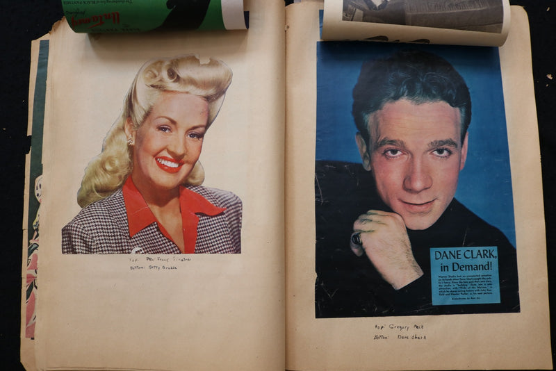 MASSIVE MOVIE STARS SCRAPBOOK - FRANK SINATRA - E 24908