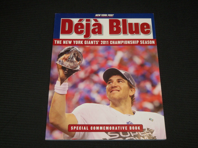 2012 DEJA BLUE THE NEW YORK GIANTS 2011 CHAMPIONSHIP SEASON BOOK - R 725R