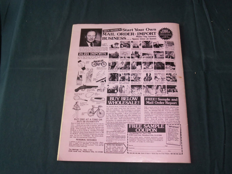 1976 APRIL THE NATIONAL POLICE GAZETTE MAGAZINE - SECRET BUGGING OF CIA - B 5800