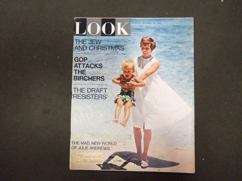1965 DECEMBER 28 LOOK MAGAZINE - JULIE ANDREWS - ST 2909