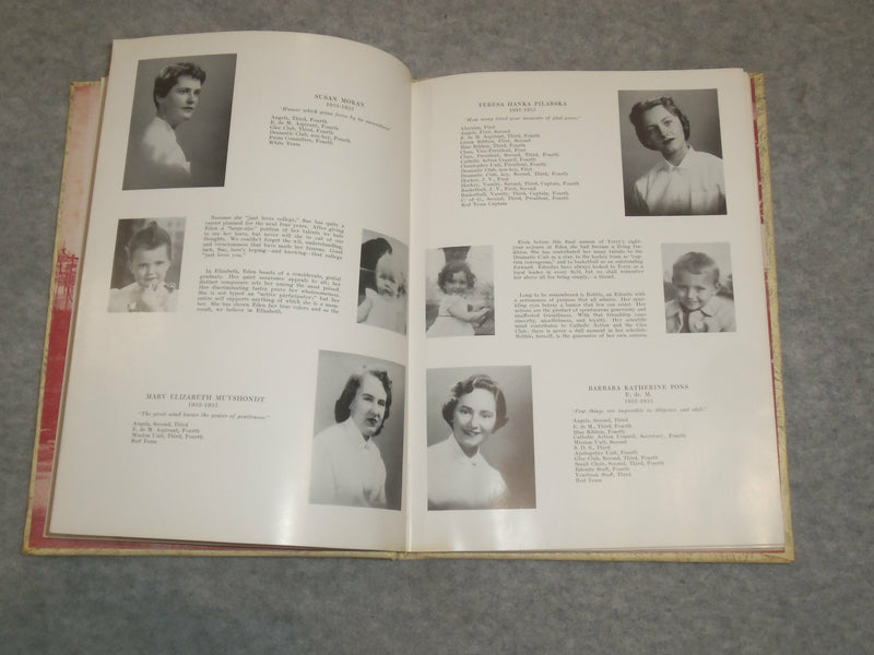 1955 CONVENT OF THE SACRED HEART YEARBOOK - TORRESDALE, PENNSYLVANIA - YB 2075