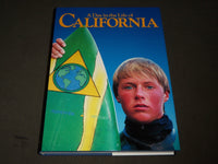 1988 A DAY IN THE LIFE OF CALIFORNIA BOOK IN ORIGINAL MAILING BOX - I 1592