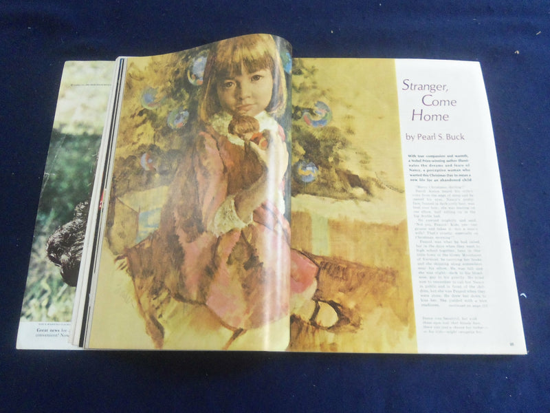 1967 DECEMBER GOOD HOUSEKEEPING MAGAZINE - GREAT COVER - NICE PHOTOS - ST 5153I