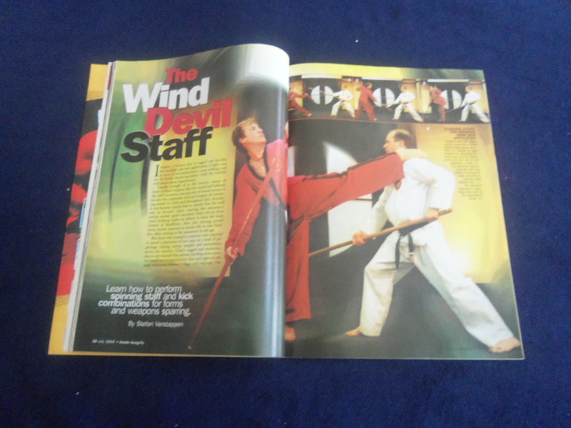 2000 JULY INSIDE KUNG FU MAGAZINE - BRUCE LEE COVER - F 375O