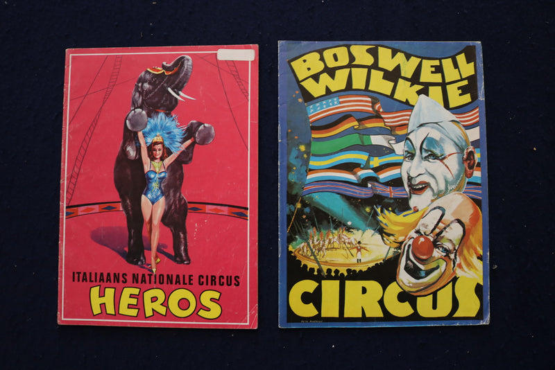 1960'S-1980'S CIRCUS PROGRAMS - SMALLER SIZE - LOT OF 28 - O 3534