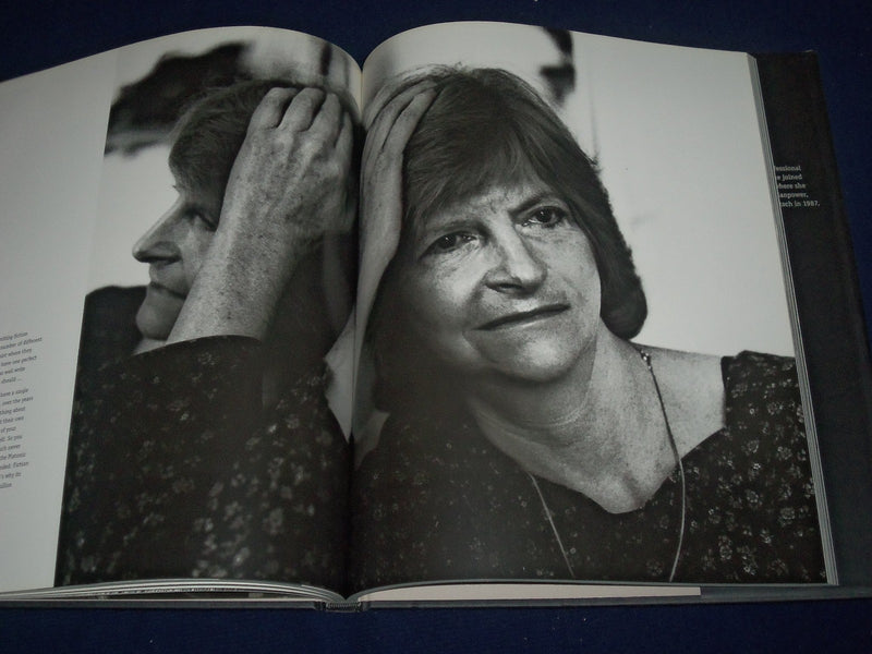 1995 WRITERS PHOTOGRAPHS HARDCOVER BOOK BY SALLY SOAMES - SUPER PHOTOS - KD 1914