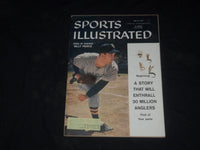 1957 MAY 13 SPORTS ILLUSTRATED MAGAZINE - BILLY PIERCE - SP 8833