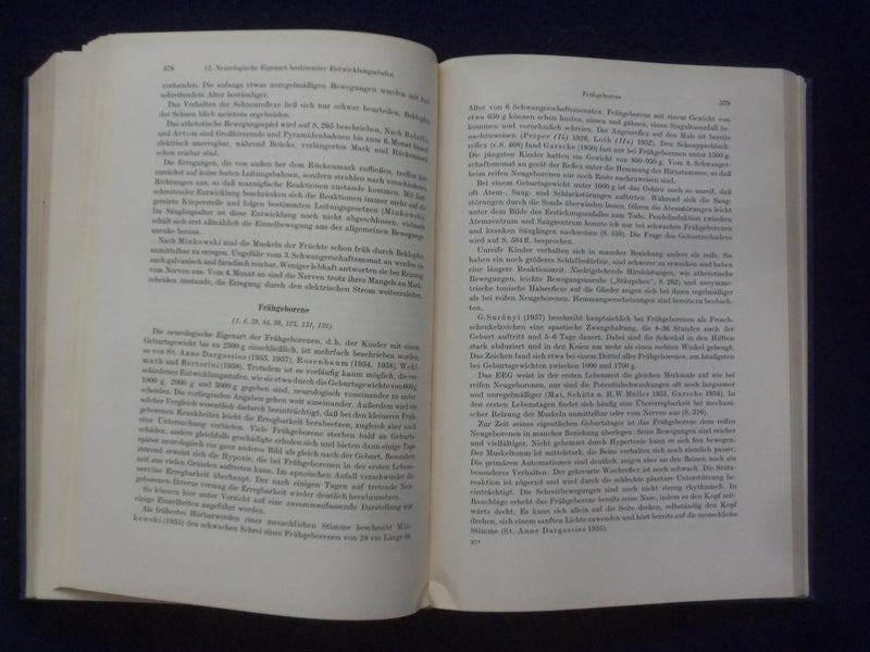1961 DIE EIGENART DER KINDLICHEN HIRNTATIGKEIT HARDCOVER BOOK - GERMAN - KD 9005