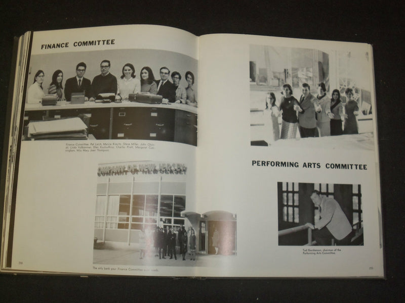 1968 TOWER JERSEY CITY STATE COLLEGE YEARBOOK - JERSEY CITY, NJ - YB 1912