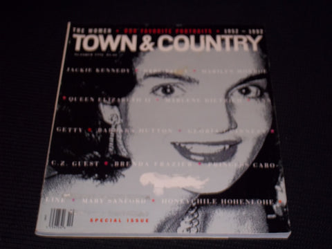 1992 OCTOBER TOWN & COUNTRY MAGAZINE - JACKIE KENNEDY FRONT COVER - E 17004