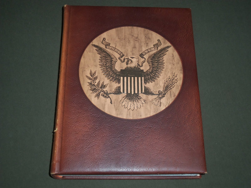 1972 THE GRAPHIC STORY OF THE AMERICAN PRESIDENTS BY DAVID WHITNEY - I 1328