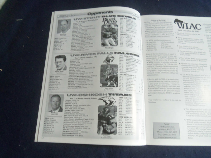 2005 OCTOBER 29 FOOTBALL PROGRAM - UNIV WI-STOUT VS UNIV WI-LACROSSE - SP 1218F