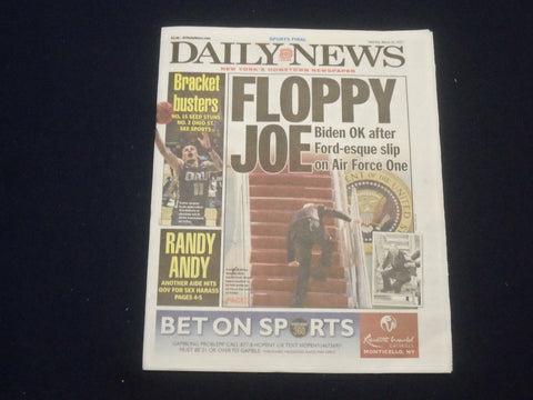 2021 MARCH 20 NEW YORK DAILY NEWS NEWSPAPER-BIDEN OK AFTER SLIP ON AIR FORCE ONE