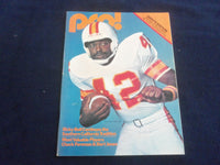 1977 SEPTEMBER 18 PRO MAGAZINE - NY GIANTS VS. WASHINGTON REDSKINS - SP 4714R