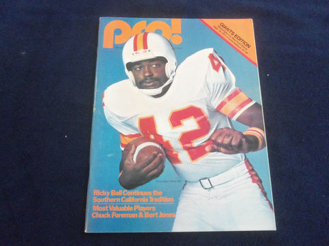 1977 SEPTEMBER 18 PRO MAGAZINE - NY GIANTS VS. WASHINGTON REDSKINS - SP 4714R