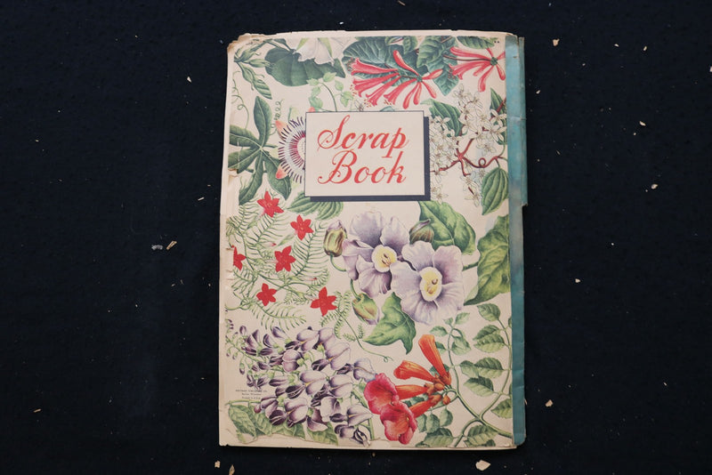 MASSIVE MOVIE STARS SCRAPBOOK - FRANK SINATRA - E 24908