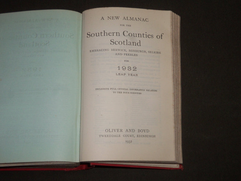 1932 OLIVER AND BOYD'S EDINBURGH ALMANAC BOOK - KD 3997