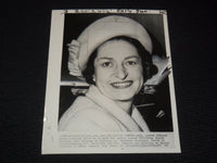 LADY BIRD JOHNSON WIRE PHOTOS LOT OF 9 - 8x10 - #102