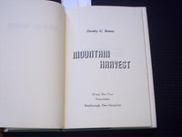 1973 MOUNTAIN HARVEST HARDCOVER BOOK SIGNED BY DOROTHY BENTON - KD 7557