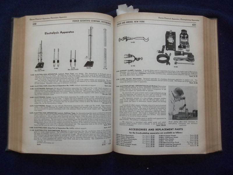 1942 ELMER AND AMEND FISHER SCIENTIFIC COMPANY HARDCOVER CATALOG - R 98A
