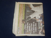 2001 JULY 10 NEW YORK DAILY NEWS NEWSPAPER - DEREK JETER GETS 3,000 HIT -NP 4226