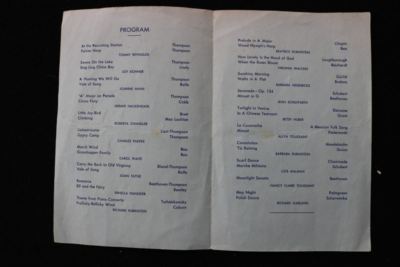 1944 JUNE 18 PIANO RECITAL BY PUPILS OF RUTH THIEL SOFTCOVER BOOK - K 3062