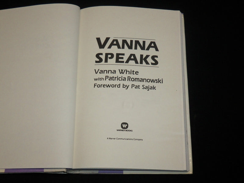 1987 VANNA SPEAKS HARDCOVER BOOK BY VANNA-WHITE - NICE PHOTOS - KD 6539