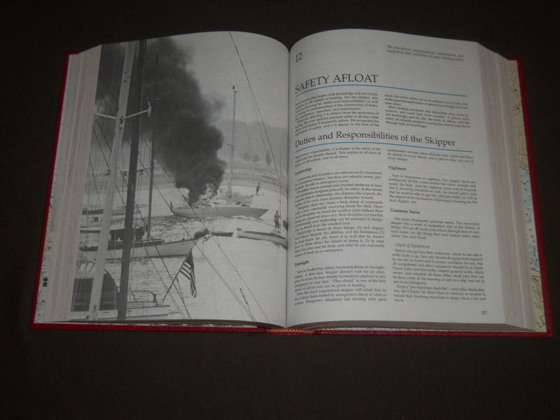 1989 PILOTING CHAPMAN 59TH EDITION BOOK W/ SLIPCASE - I 1228