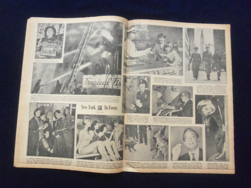 1960 APRIL 24 NEW YORK SUNDAY NEWS NEWSPAPER -POLARIS ATOMIC SUBMARINES- NP 6772