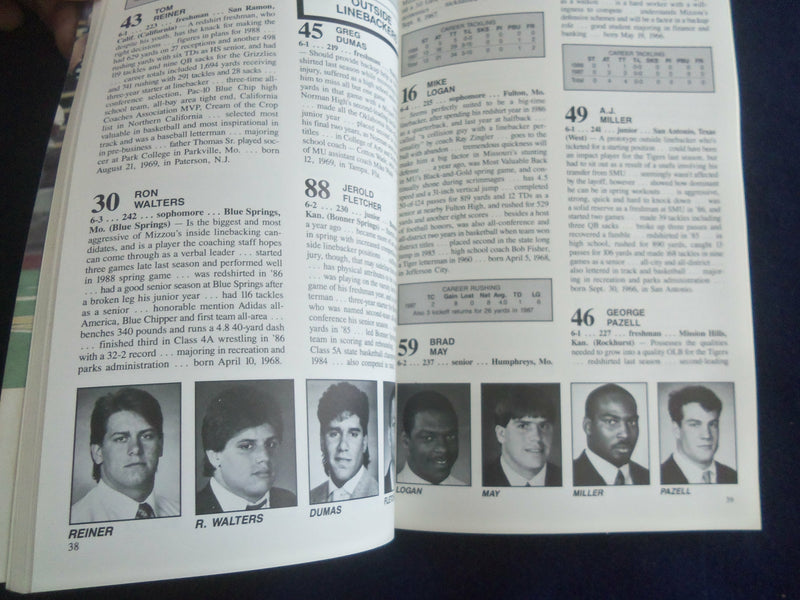 1988 UNIVERSITY OF MISSOURI MEDIA GUIDE - ST 1116N