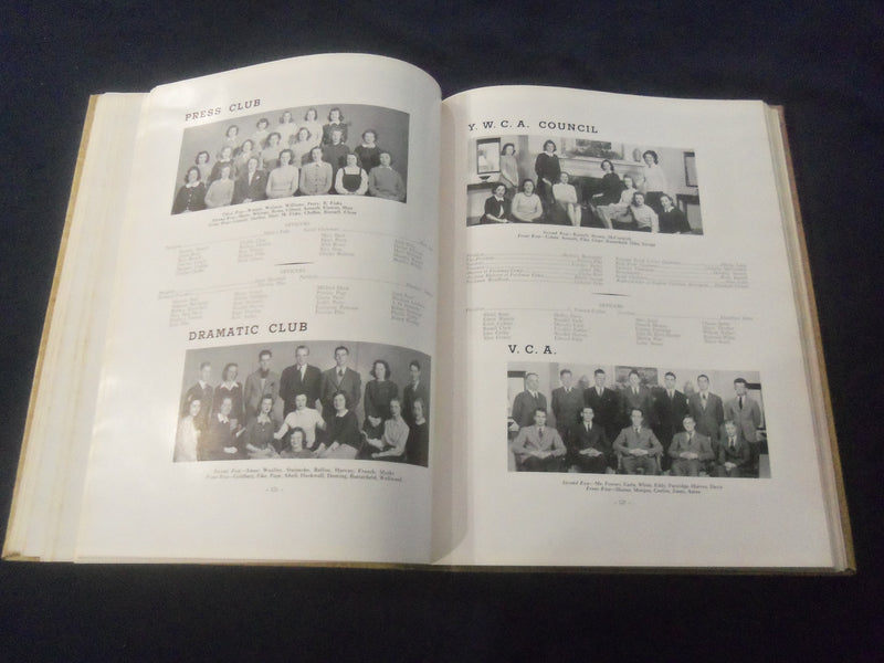1943 ARIEL UNIVERSITY OF VERMONT YEARBOOK - BURLINGTON, VERMONT - YB 2851