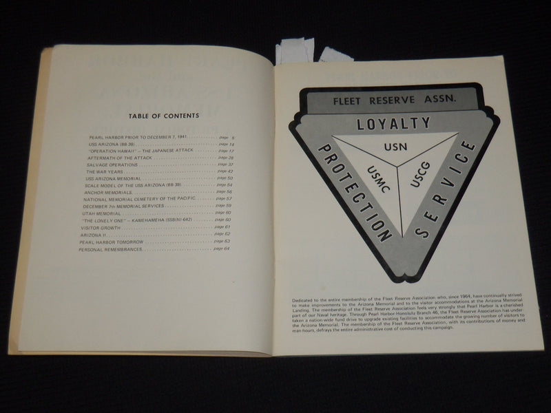 1981 PEARL HARBOR AND THE USS ARIZONA MEMORIAL PICTORIAL HISTORY BOOK - J 9907